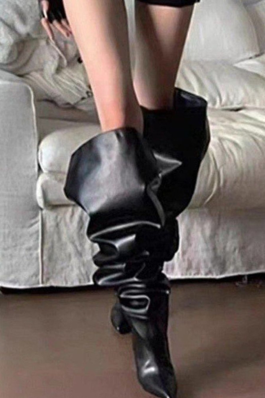 Accessories female | Pleated Pile High Boots Black