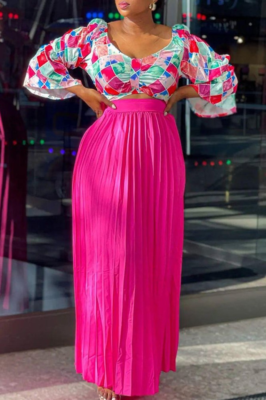 2-Pieces female | Fashion Print Half Sleeve V-Neck Short Top Solid Color Pleated Long Skirt Suits Rose Red