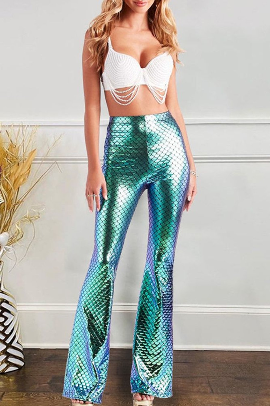 Bottoms female | Colorful High-Waisted Gradient Fish Scale Flared Pants Green