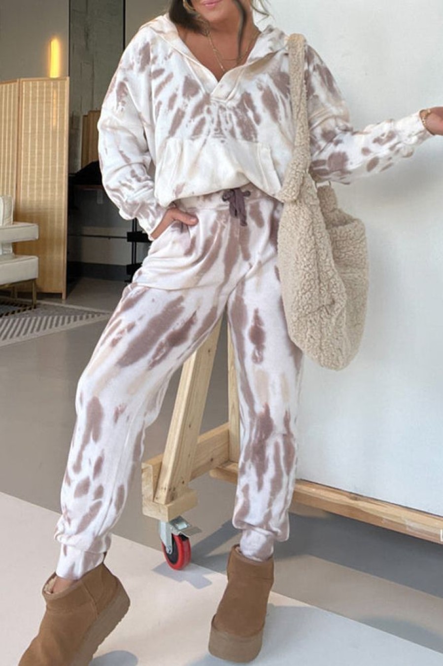 2-Pieces female | Casual Tie-Dye Print V-Neck Hoodie Drawstring Pocket Pant Suits Multicolor