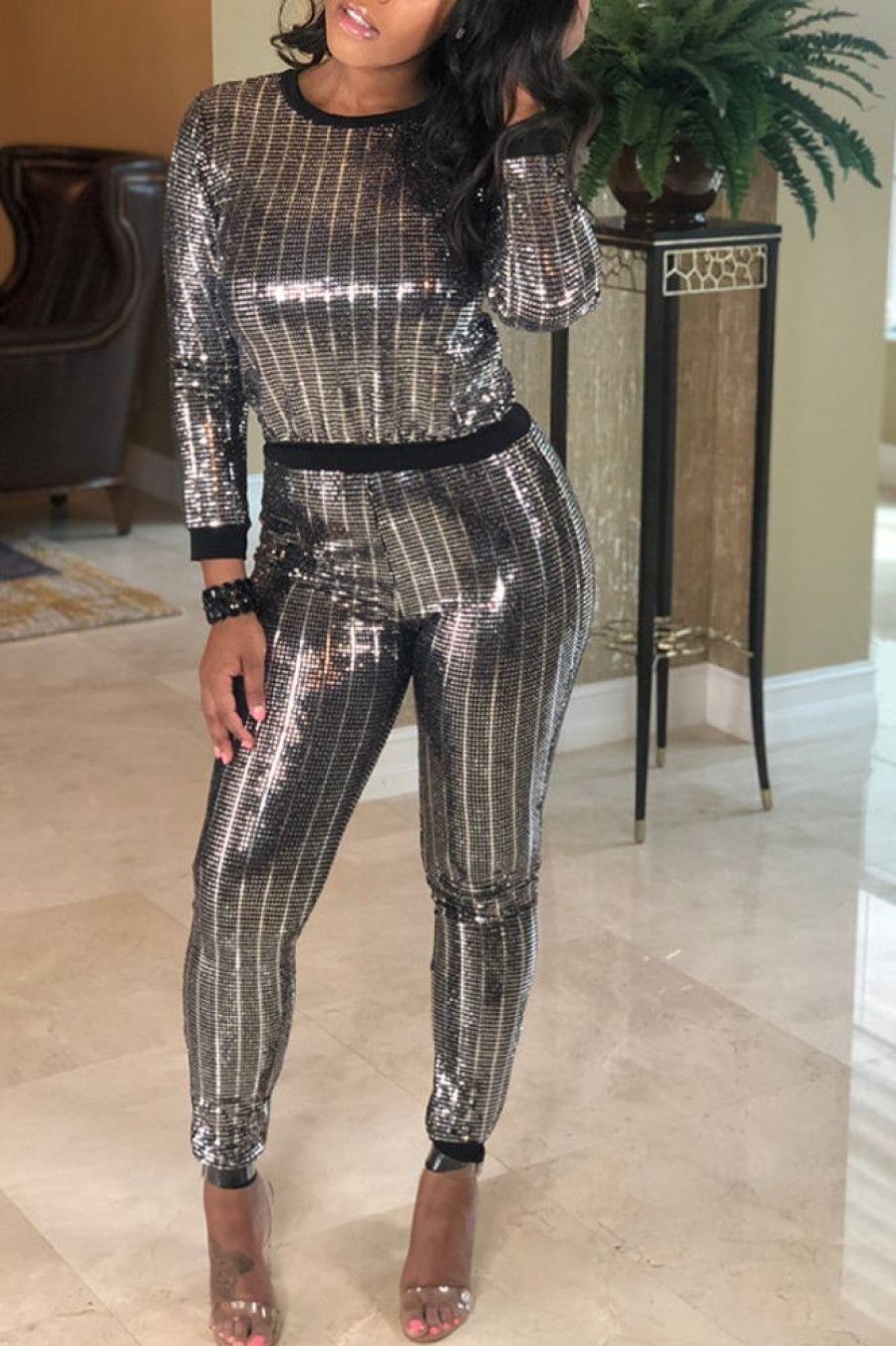 2-Pieces female | Shiny Round Neck Slim Sequin Long Sleeve Pant Suits