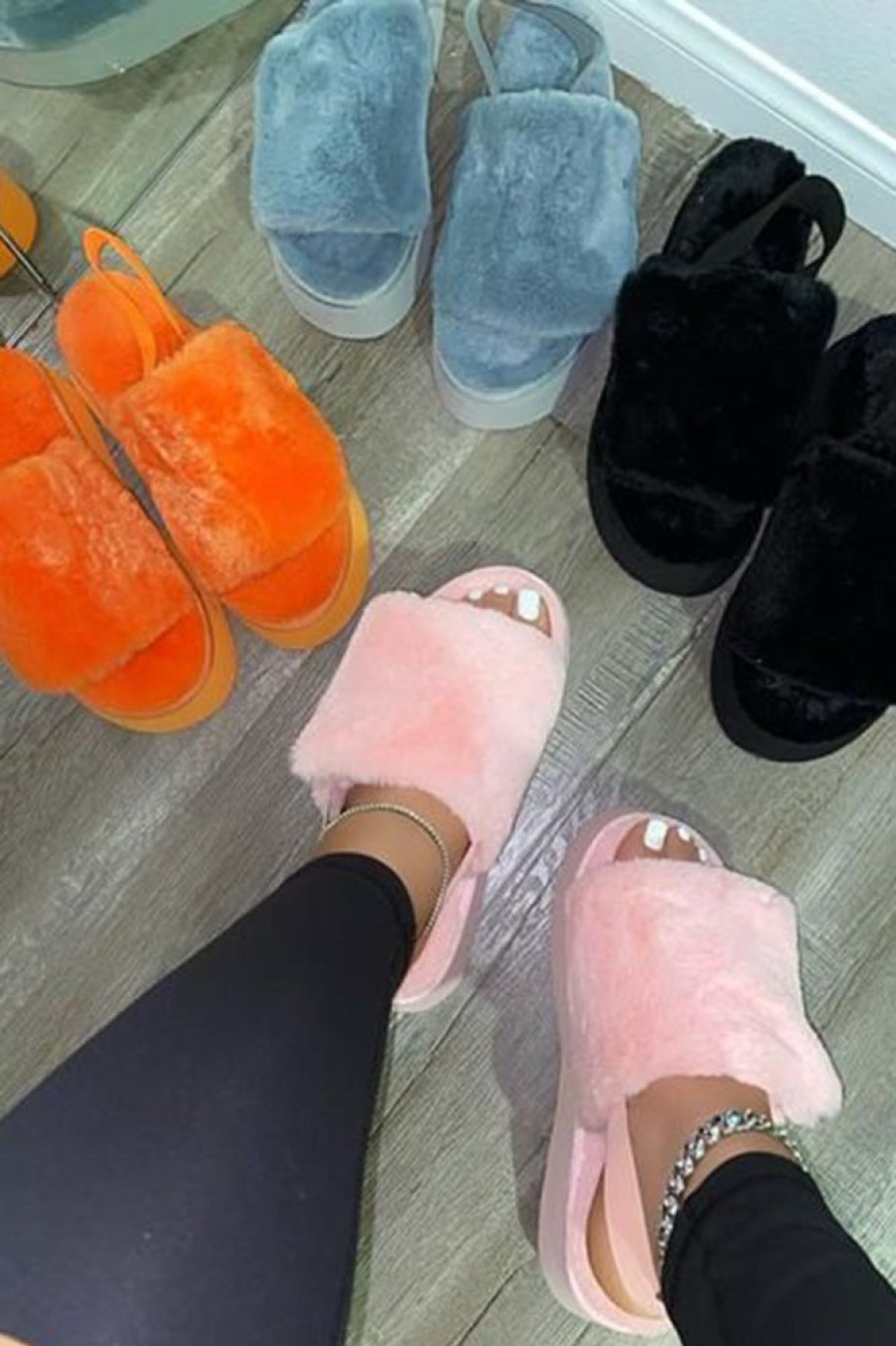 Accessories female | F Ion All-Match Furry Platform Slippers