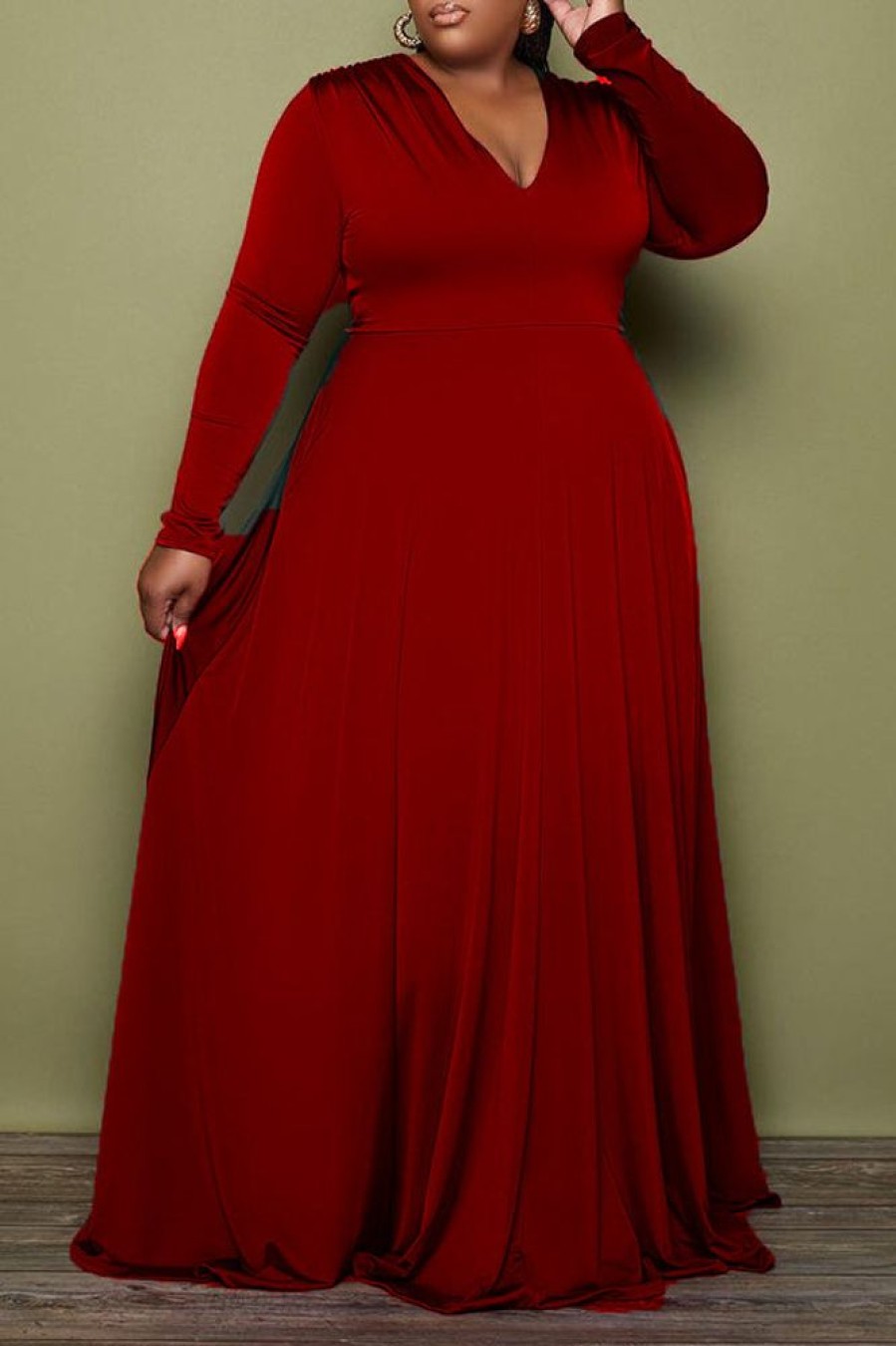 Dresses female | Basic Solid Color V-Neck Plus Size Maxi Dress