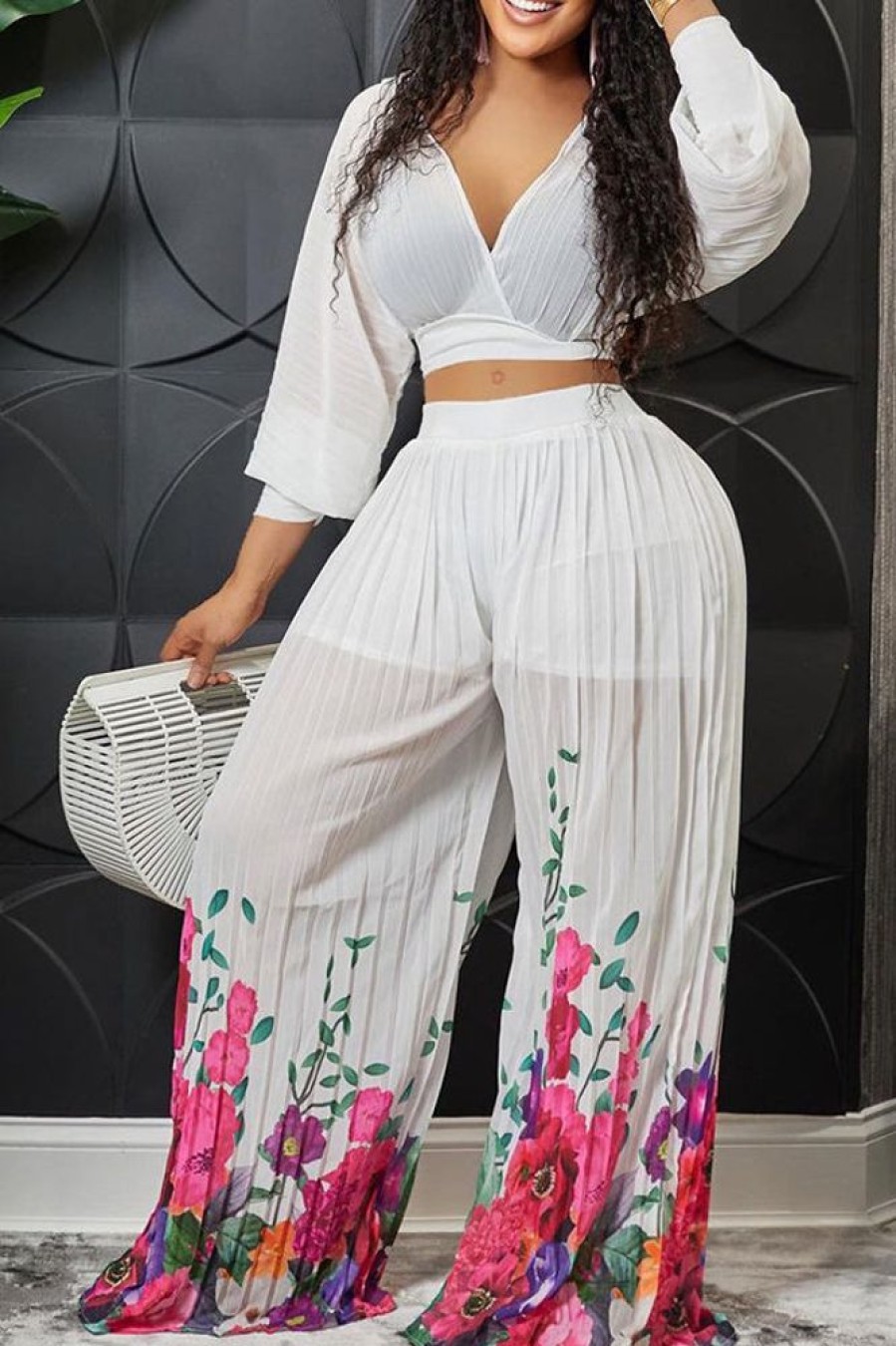 2-Pieces female | Trendy V-Neck Dol-Sleeve Chiffon Top Pleated Wide-Leg Pants Set