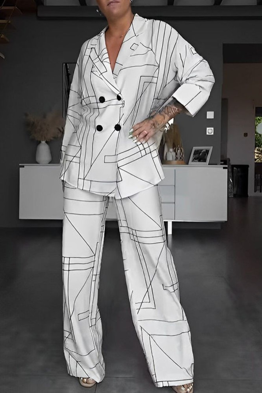 2-Pieces female | Fashion Line-Print Lapel Double-Breasted Blouse Straight-Leg Pant Suits White