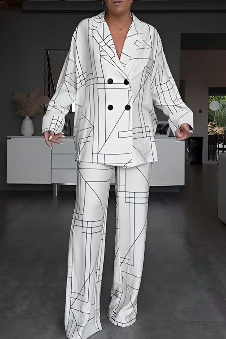 2-Pieces female | Fashion Line-Print Lapel Double-Breasted Blouse Straight-Leg Pant Suits White